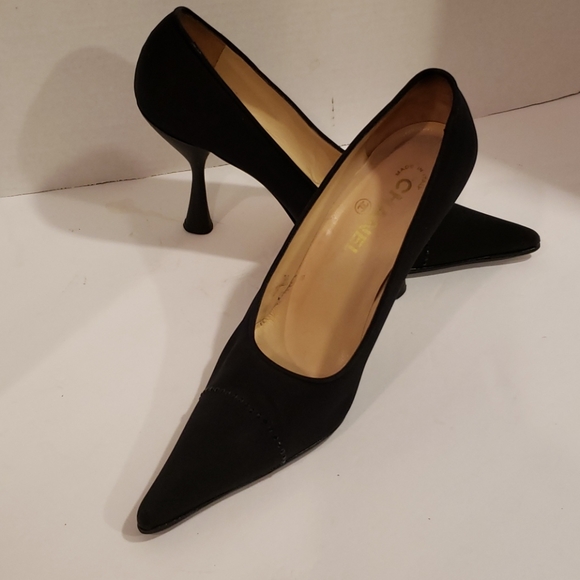 Chanel pumps - Picture 2 of 15